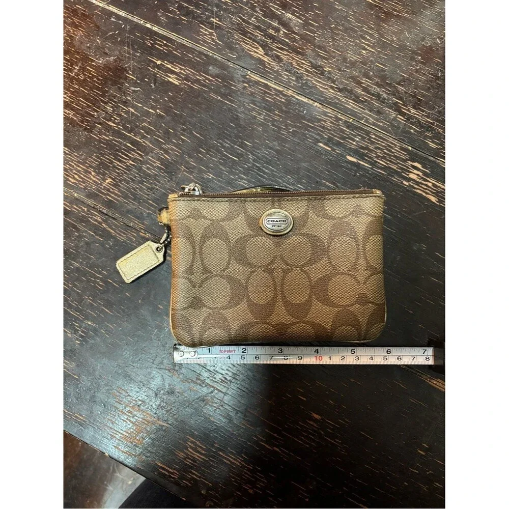 coach wristlet wallet